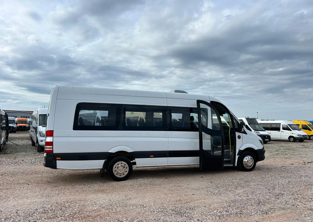 Mercedes-Benz Sprinter 516 - Минибус, Патничко комбе: слика 4 Mercedes-Benz Sprinter 516 - Минибус, Патничко комбе: слика 4