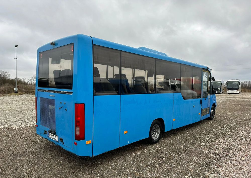Mercedes-Benz Sprinter 516 - Минибус, Патничко комбе: слика 3 Mercedes-Benz Sprinter 516 - Минибус, Патничко комбе: слика 3
