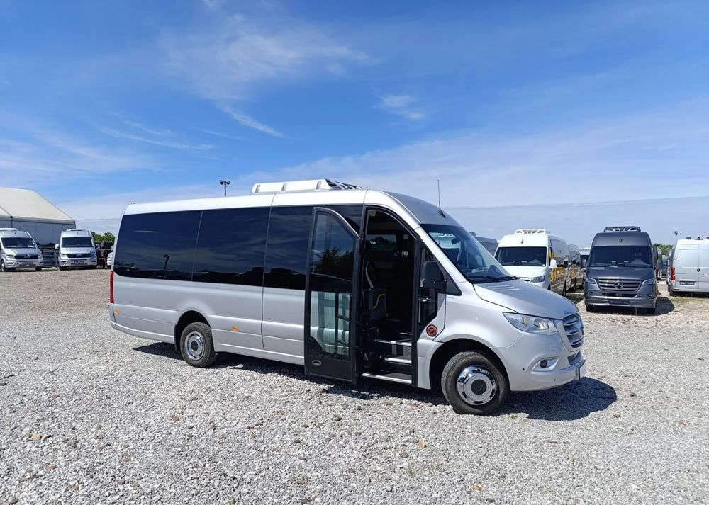 Mercedes-Benz Sprinter 517 - Минибус, Патничко комбе: слика 2 Mercedes-Benz Sprinter 517 - Минибус, Патничко комбе: слика 2
