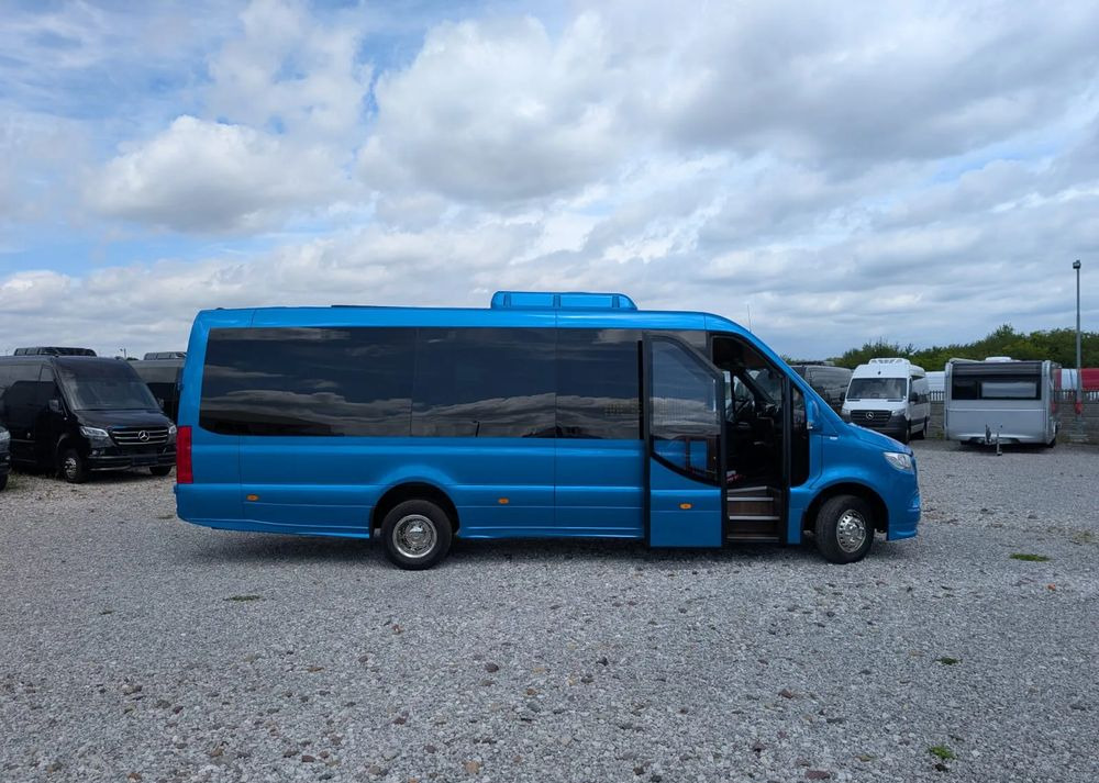 Mercedes-Benz Sprinter 517 - Минибус, Патничко комбе: слика 3 Mercedes-Benz Sprinter 517 - Минибус, Патничко комбе: слика 3