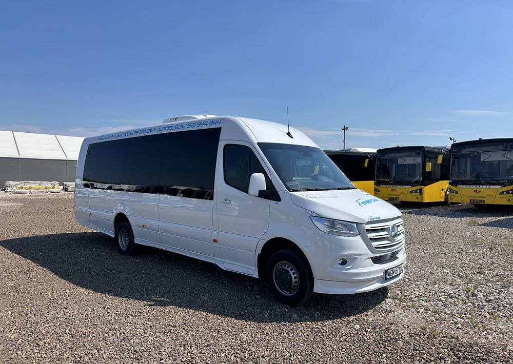 Mercedes-Benz Sprinter 517 - Минибус, Патничко комбе: слика 2 Mercedes-Benz Sprinter 517 - Минибус, Патничко комбе: слика 2