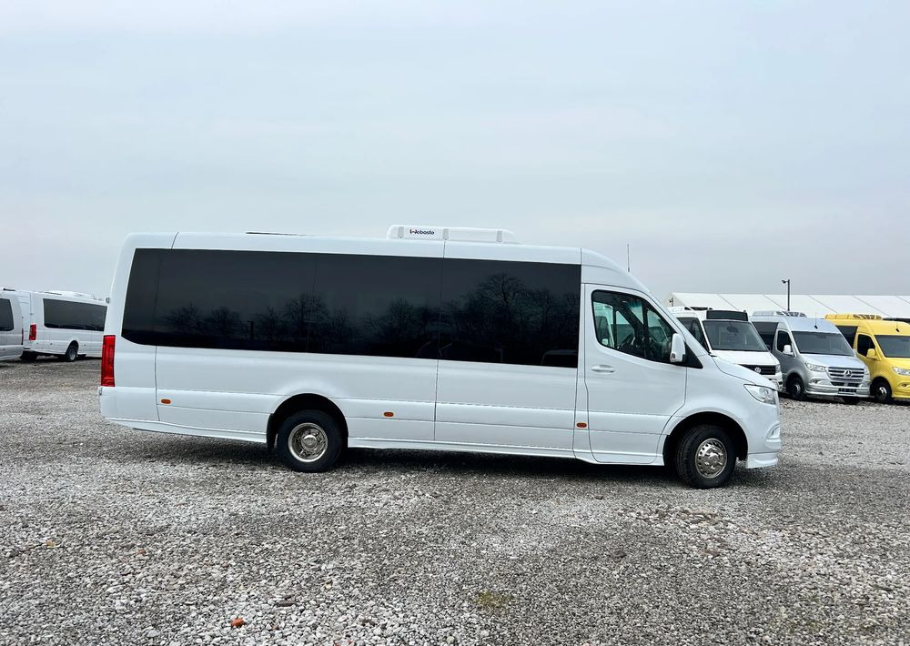 Mercedes-Benz Sprinter 517 - Минибус, Патничко комбе: слика 3 Mercedes-Benz Sprinter 517 - Минибус, Патничко комбе: слика 3