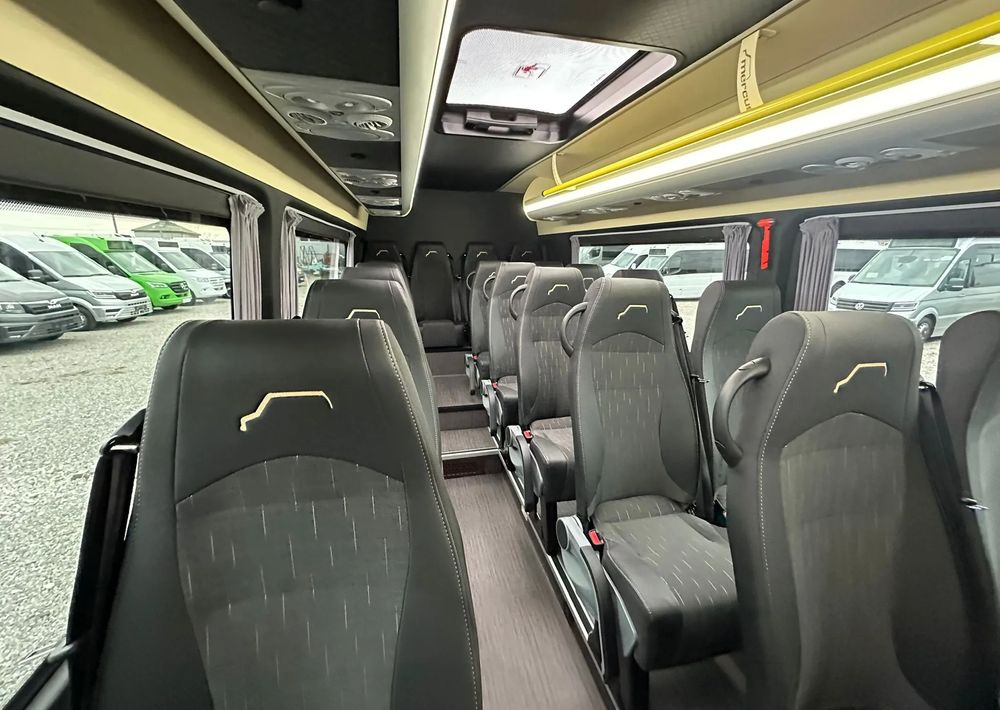 Нов Минибус, Патничко комбе Mercedes-Benz Sprinter 517: слика 14