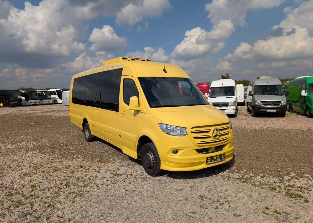 Mercedes-Benz Sprinter 517 - Минибус, Патничко комбе: слика 1 Mercedes-Benz Sprinter 517 - Минибус, Патничко комбе: слика 1