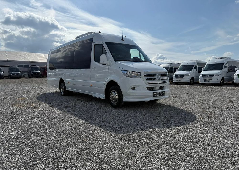 Mercedes-Benz Sprinter 517 - Минибус, Патничко комбе: слика 2 Mercedes-Benz Sprinter 517 - Минибус, Патничко комбе: слика 2