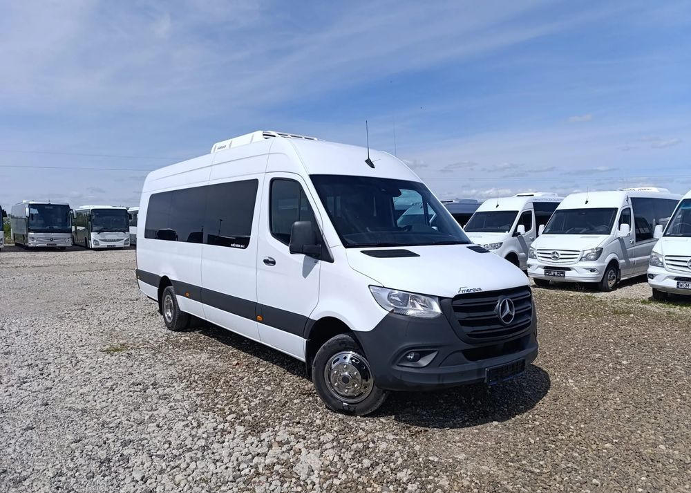 Mercedes-Benz Sprinter 519 - Минибус, Патничко комбе: слика 1 Mercedes-Benz Sprinter 519 - Минибус, Патничко комбе: слика 1