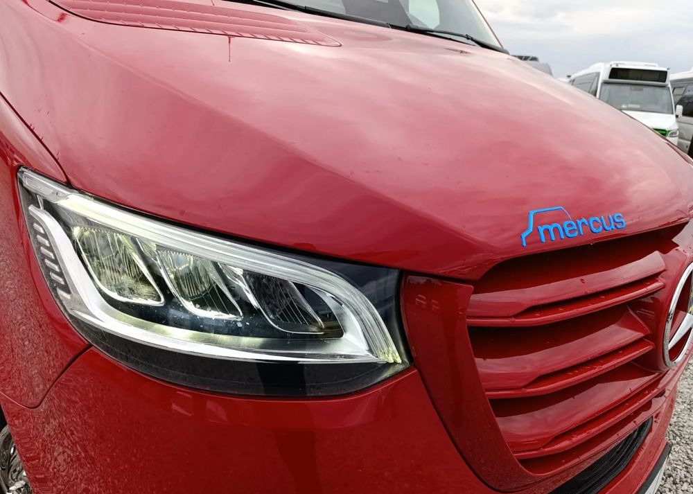 Нов Минибус, Патничко комбе Mercedes-Benz Sprinter 519: слика 12