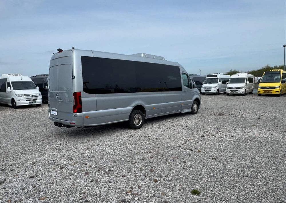 Mercedes-Benz Sprinter 519 - Минибус, Патничко комбе: слика 4 Mercedes-Benz Sprinter 519 - Минибус, Патничко комбе: слика 4