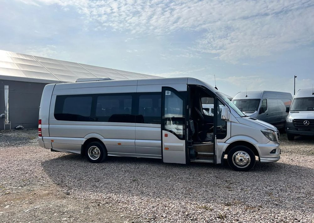 Mercedes-Benz Sprinter 519 - Минибус, Патничко комбе: слика 2 Mercedes-Benz Sprinter 519 - Минибус, Патничко комбе: слика 2