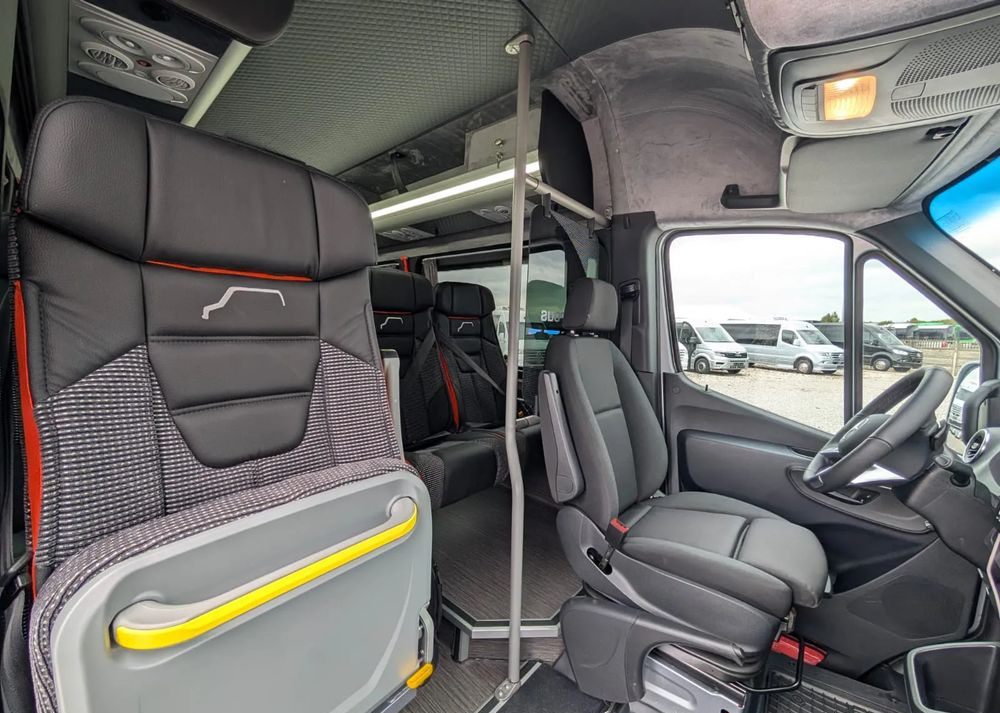 Нов Минибус, Патничко комбе Mercedes-Benz Sprinter 519: слика 15