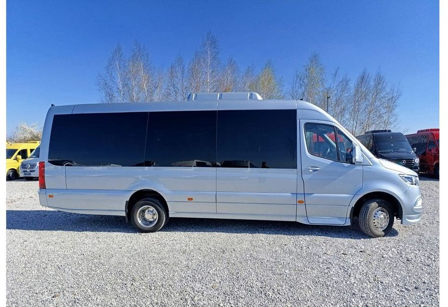 Mercedes-Benz Sprinter 519 - Минибус, Патничко комбе: слика 3 Mercedes-Benz Sprinter 519 - Минибус, Патничко комбе: слика 3