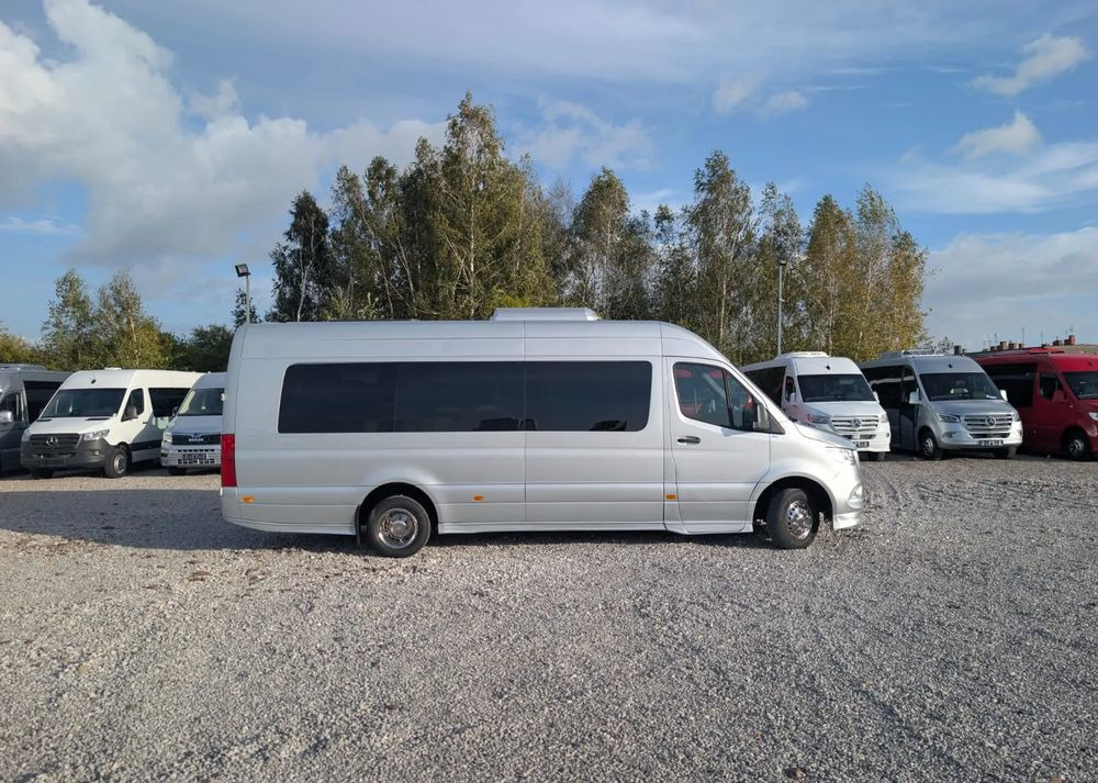 Mercedes-Benz Sprinter 519 - Минибус, Патничко комбе: слика 3 Mercedes-Benz Sprinter 519 - Минибус, Патничко комбе: слика 3