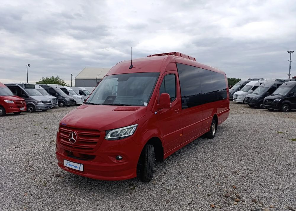 Нов Минибус, Патничко комбе Mercedes-Benz Sprinter 519: слика 11