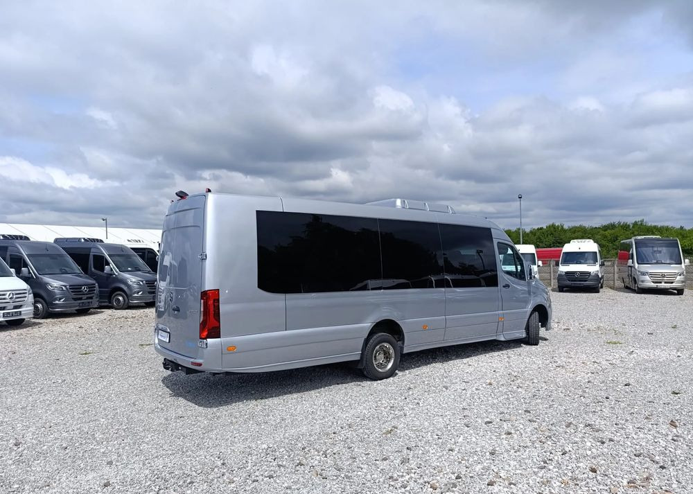 Mercedes-Benz Sprinter 519 - Минибус, Патничко комбе: слика 4 Mercedes-Benz Sprinter 519 - Минибус, Патничко комбе: слика 4