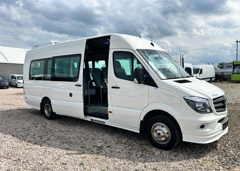 Mercedes-Benz Sprinter 519 - Минибус, Патничко комбе: слика 2 Mercedes-Benz Sprinter 519 - Минибус, Патничко комбе: слика 2