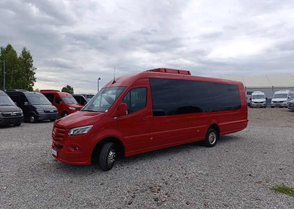 Нов Минибус, Патничко комбе Mercedes-Benz Sprinter 519: слика 10