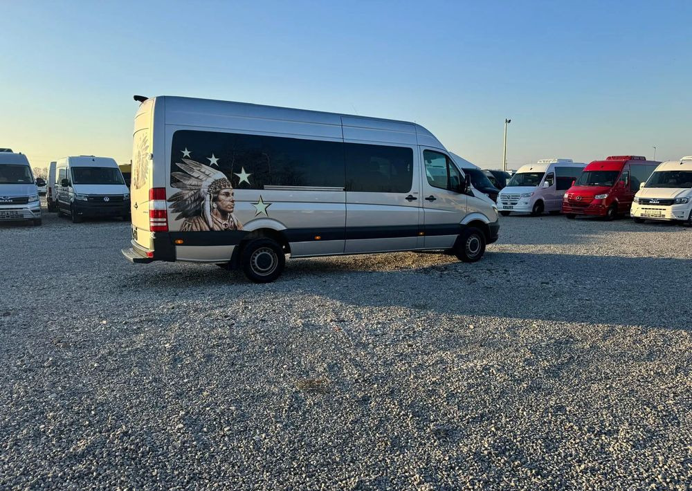 Mercedes-Benz Sprinter - Минибус, Патничко комбе: слика 4 Mercedes-Benz Sprinter - Минибус, Патничко комбе: слика 4