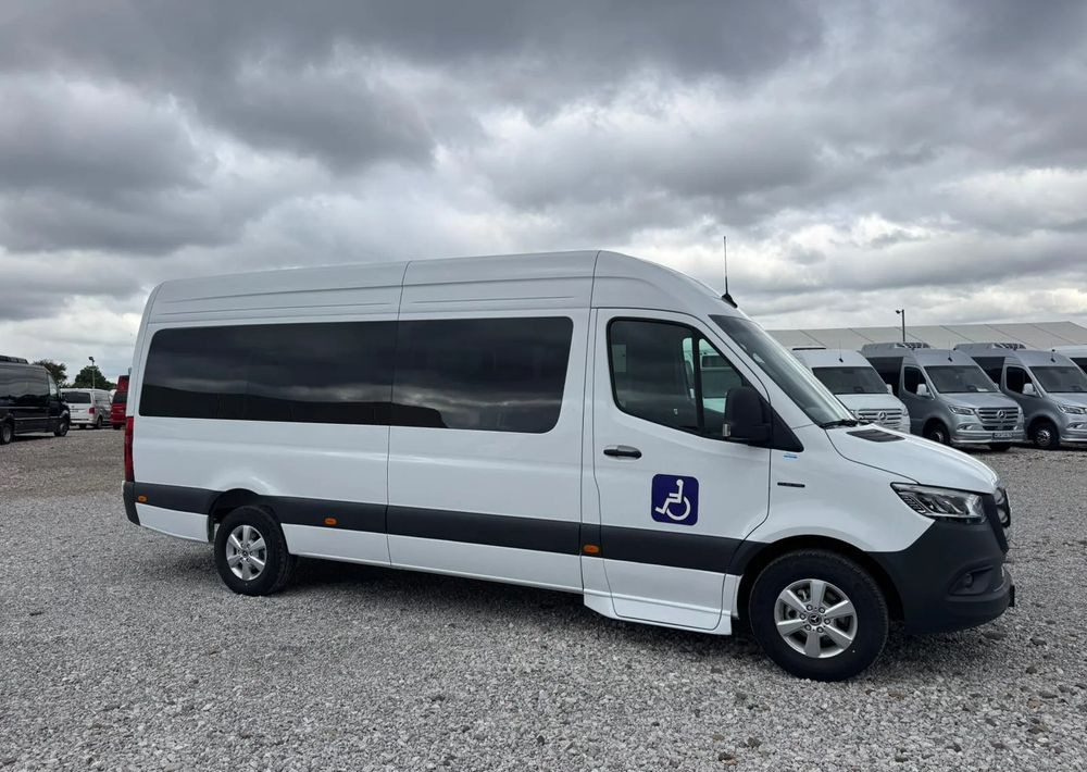 Mercedes-Benz Sprinter - Минибус, Електричен автобус: слика 2 Mercedes-Benz Sprinter - Минибус, Електричен автобус: слика 2