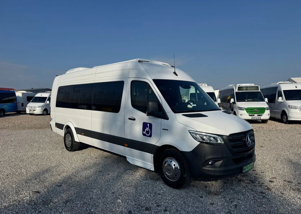 Mercedes-Benz Sprinter - Минибус, Електричен автобус: слика 4 Mercedes-Benz Sprinter - Минибус, Електричен автобус: слика 4