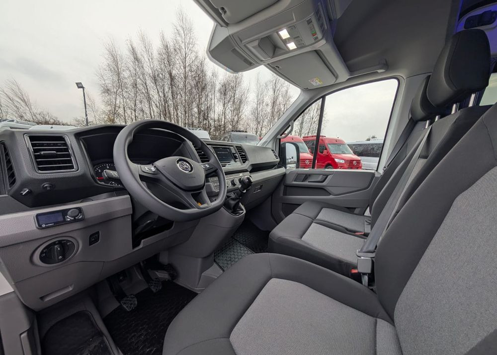 Нов Минибус, Патничко комбе Volkswagen Crafter: слика 13