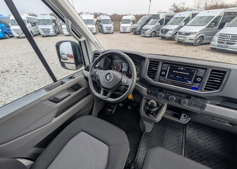 Нов Минибус, Патничко комбе Volkswagen Crafter: слика 15
