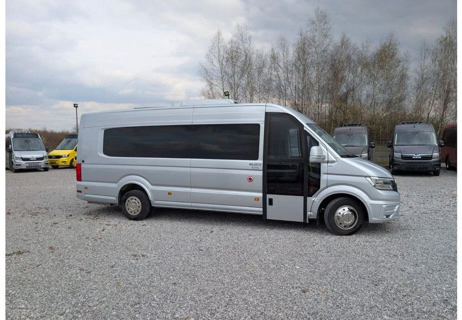 Volkswagen Crafter - Минибус, Патничко комбе: слика 2 Volkswagen Crafter - Минибус, Патничко комбе: слика 2
