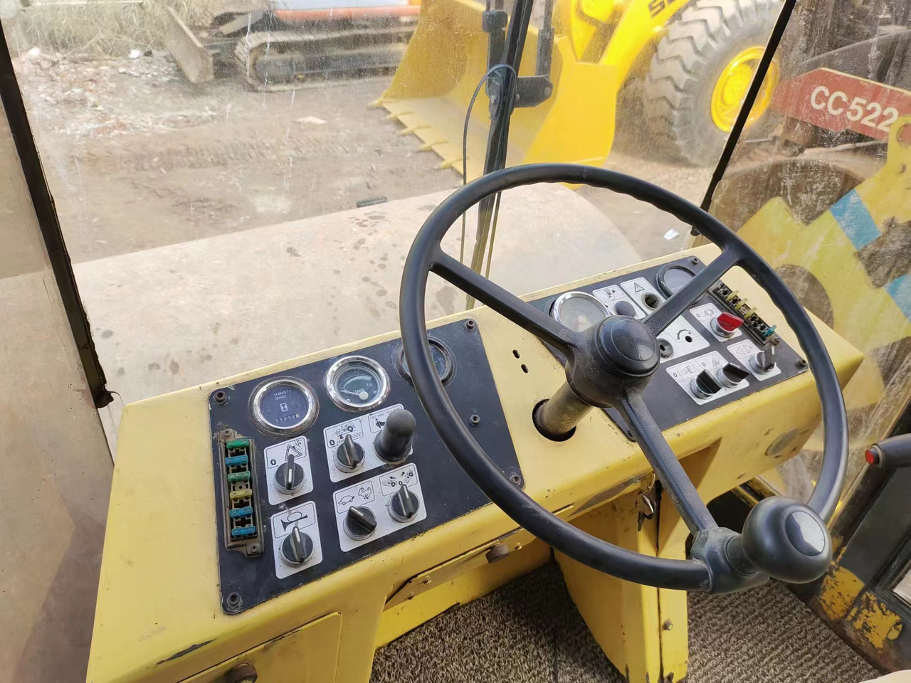 BOMAG BW 217D - Компактор: слика 5 BOMAG BW 217D - Компактор: слика 5