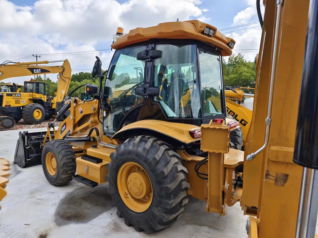 CAT 420F - Ровокопач: слика 1 CAT 420F - Ровокопач: слика 1