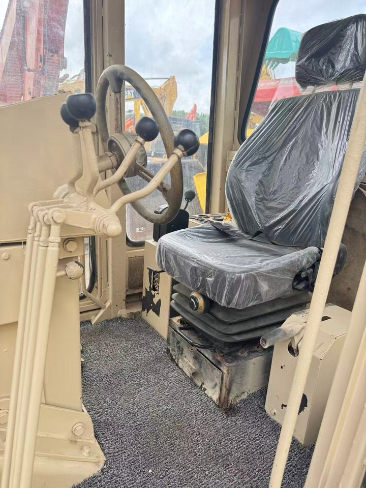 CATERPILLAR 140H - Порамнувач: слика 4 CATERPILLAR 140H - Порамнувач: слика 4