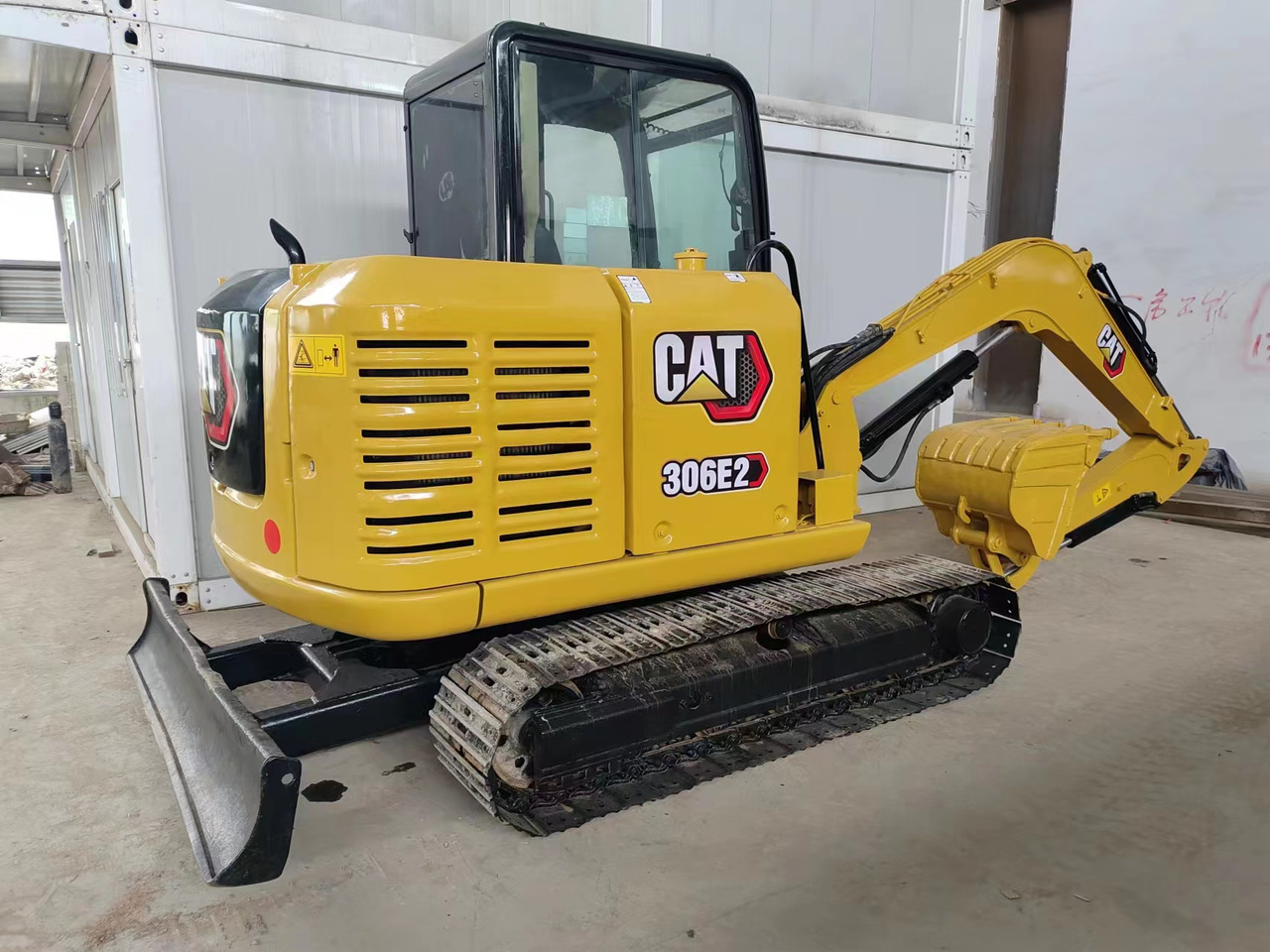 CATERPILLAR 306E2 - Мини багер: слика 1 CATERPILLAR 306E2 - Мини багер: слика 1