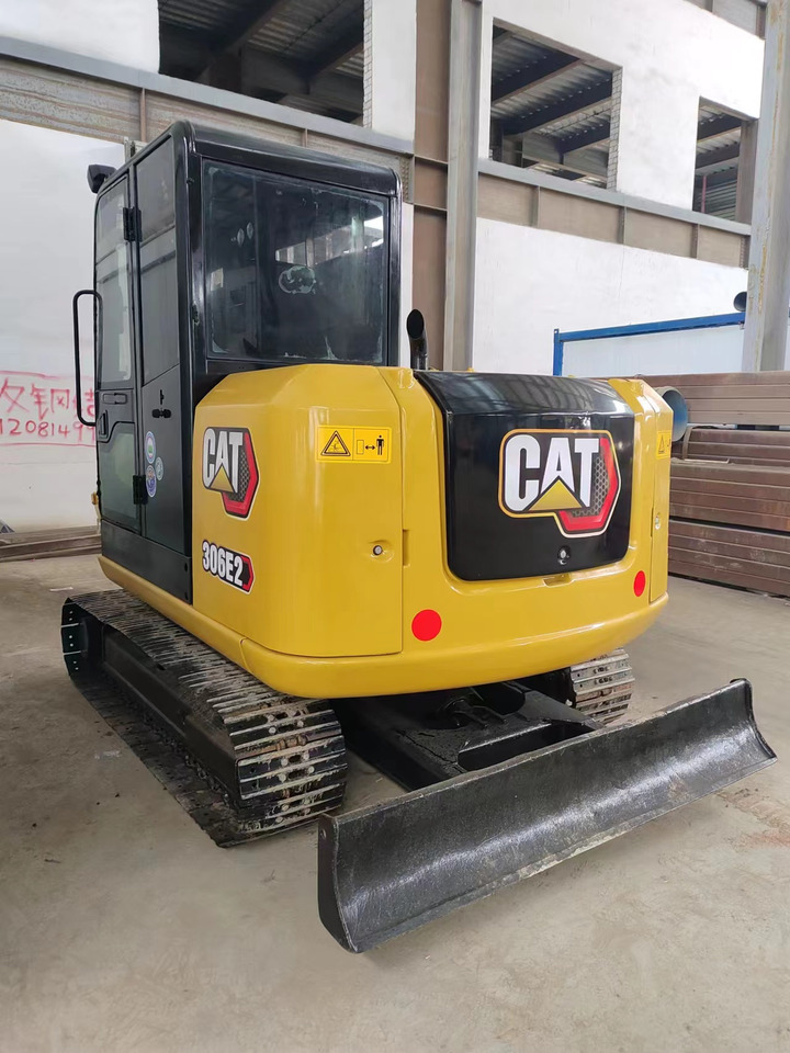 CATERPILLAR 306E2 - Мини багер: слика 5 CATERPILLAR 306E2 - Мини багер: слика 5