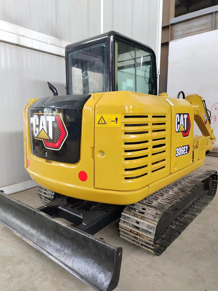 CATERPILLAR 306E2 - Мини багер: слика 4 CATERPILLAR 306E2 - Мини багер: слика 4