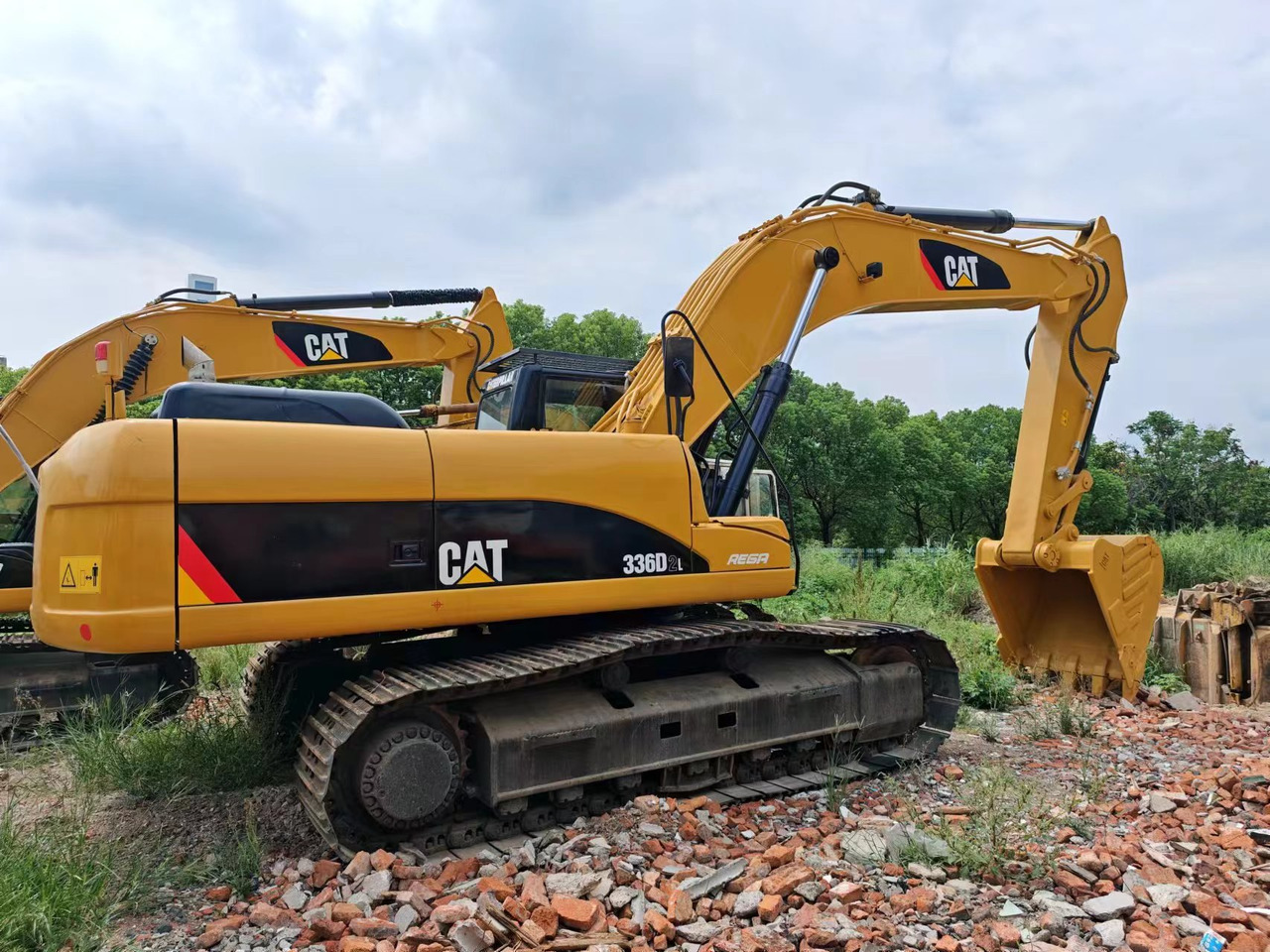 CATERPILLAR 336D2L CAT 336 320 325 - Багер гасеничар: слика 2 CATERPILLAR 336D2L CAT 336 320 325 - Багер гасеничар: слика 2