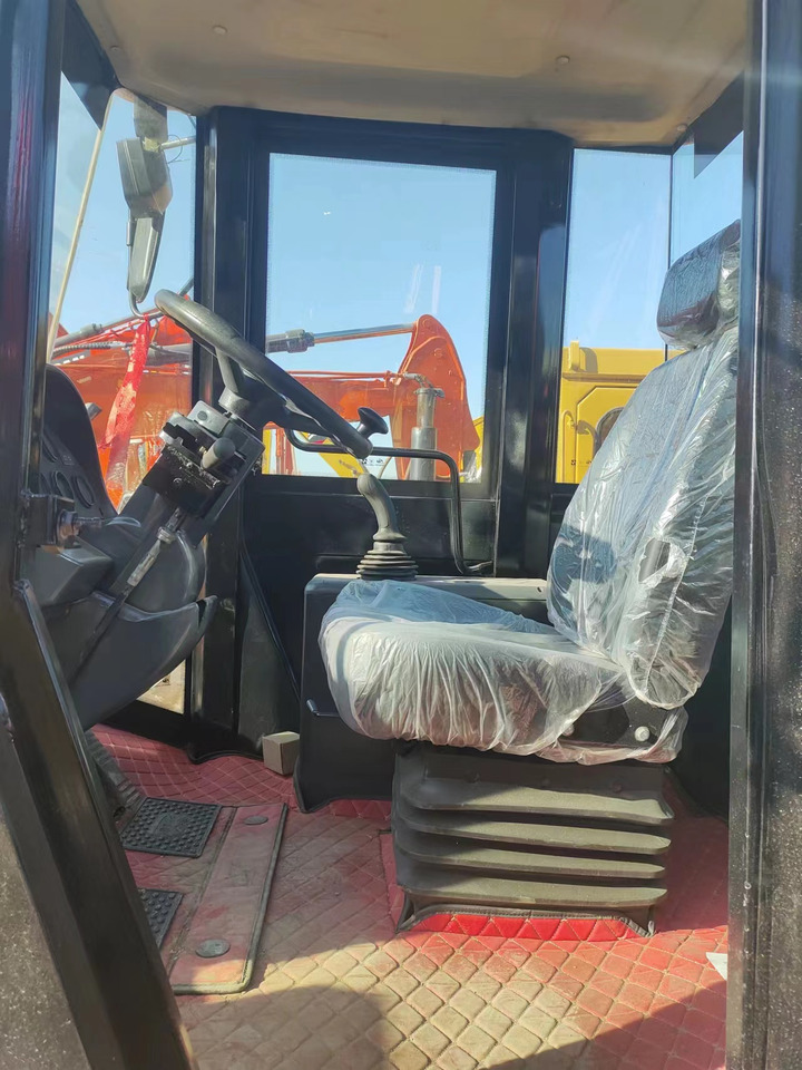 CATERPILLAR 950H - Натоварувач на тркала: слика 3 CATERPILLAR 950H - Натоварувач на тркала: слика 3