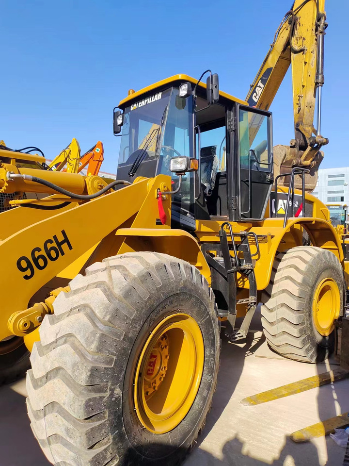 CATERPILLAR 966H CAT - Натоварувач на тркала: слика 4 CATERPILLAR 966H CAT - Натоварувач на тркала: слика 4