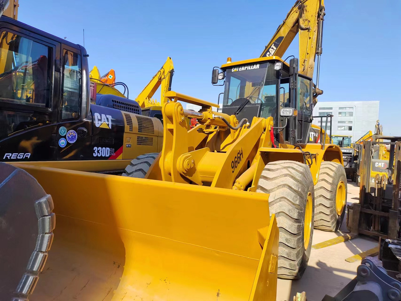 CATERPILLAR 966H CAT - Натоварувач на тркала: слика 3 CATERPILLAR 966H CAT - Натоварувач на тркала: слика 3