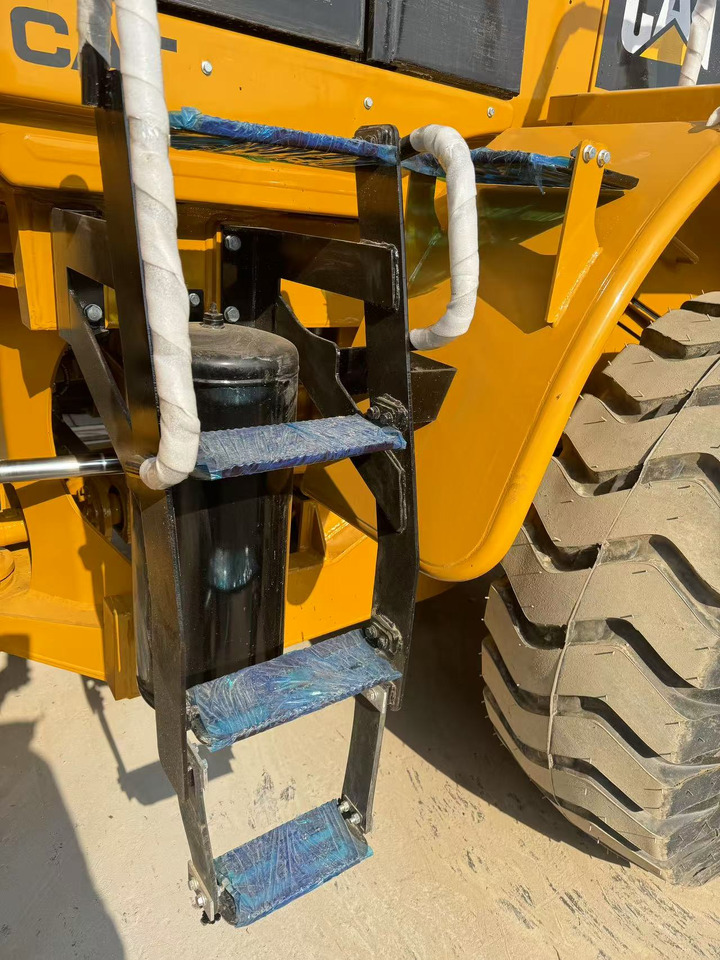 CATERPILLAR 966H - Натоварувач на тркала: слика 5 CATERPILLAR 966H - Натоварувач на тркала: слика 5