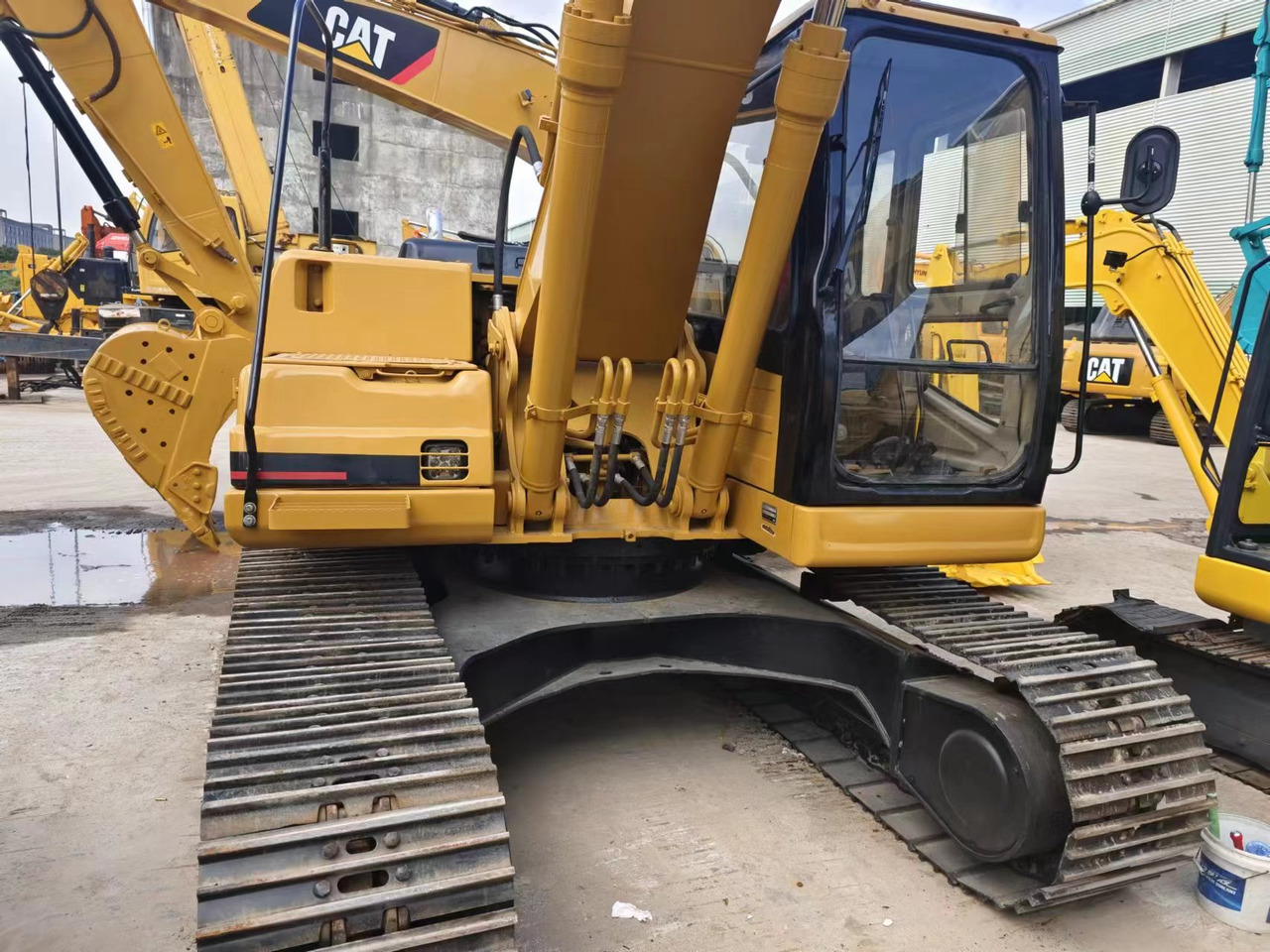CATERPILLAR CAT 320BL - Багер гасеничар: слика 2 CATERPILLAR CAT 320BL - Багер гасеничар: слика 2