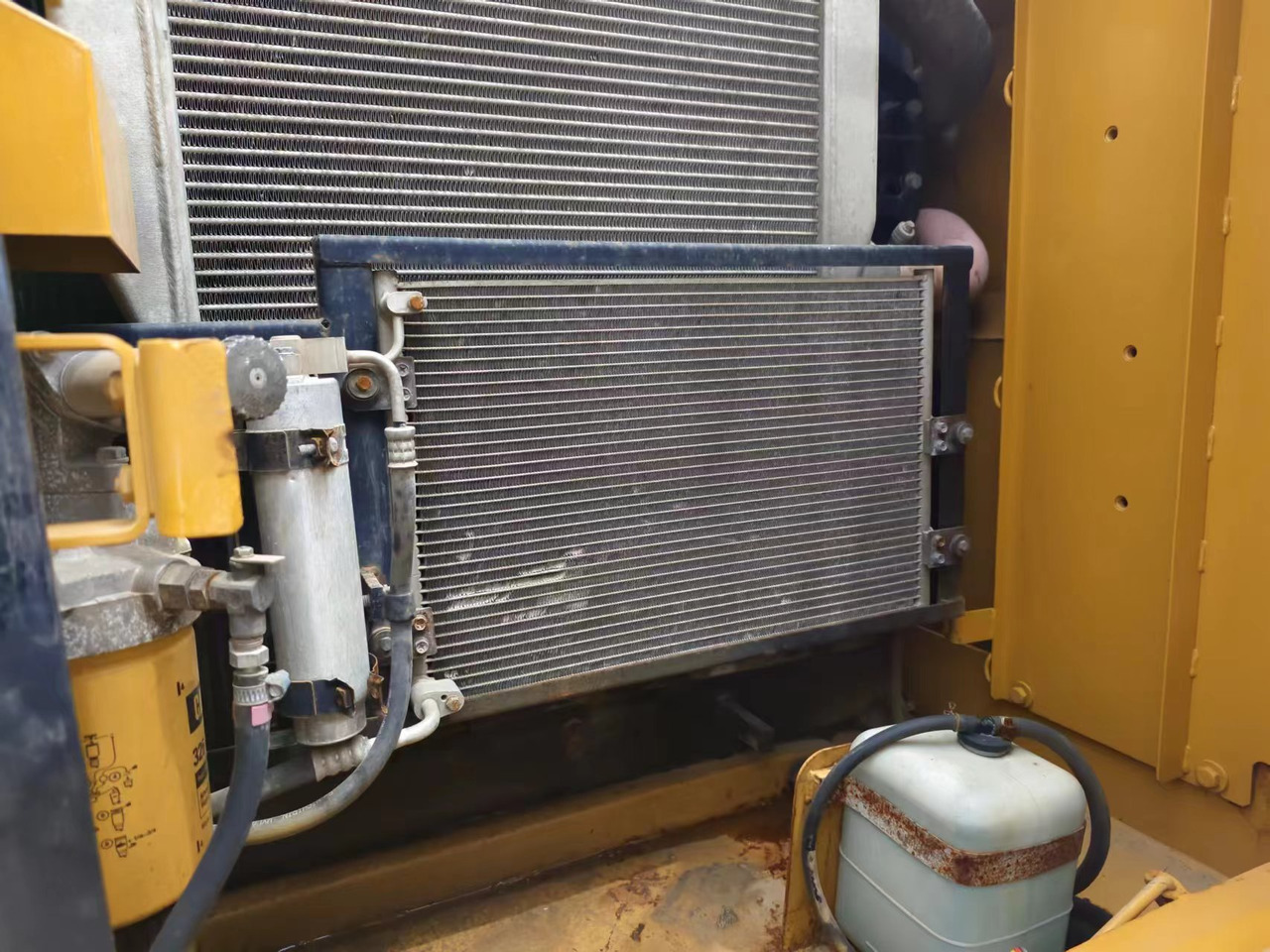 CATERPILLAR CAT 320D2 - Багер гасеничар: слика 5 CATERPILLAR CAT 320D2 - Багер гасеничар: слика 5