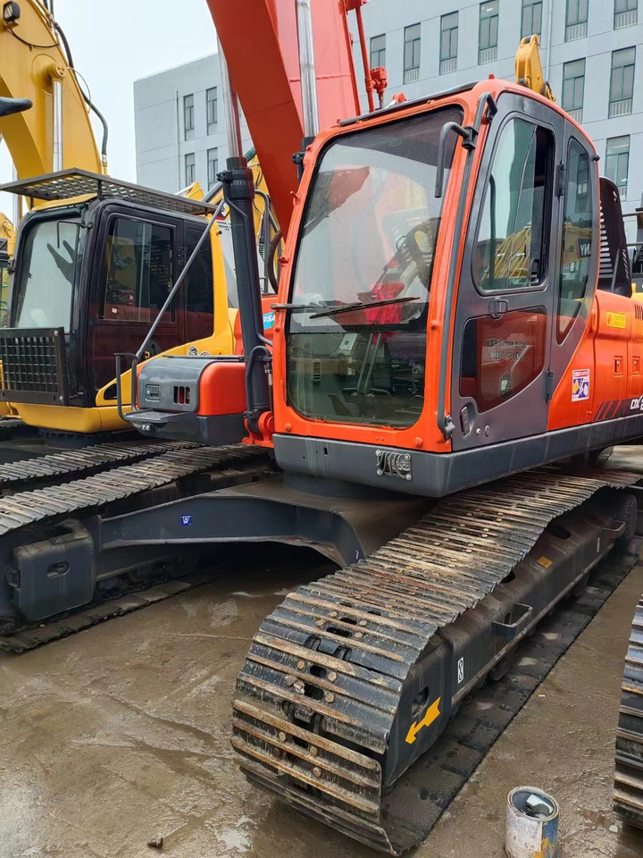 DOOSAN DX225LC - Багер гасеничар: слика 2 DOOSAN DX225LC - Багер гасеничар: слика 2