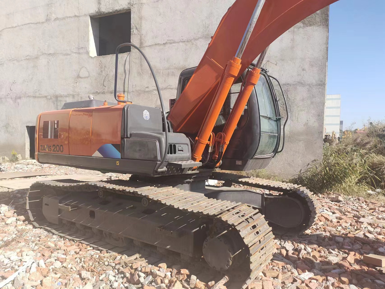 HITACHI ZX200 - Багер гасеничар: слика 3 HITACHI ZX200 - Багер гасеничар: слика 3