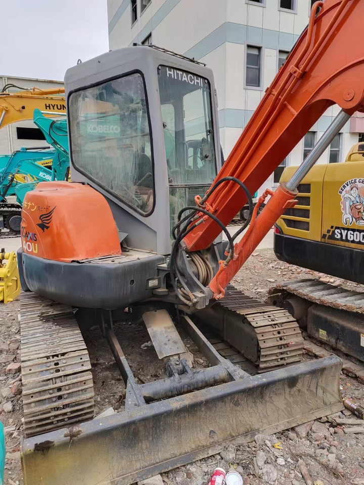HITACHI ZX40U - Мини багер: слика 3 HITACHI ZX40U - Мини багер: слика 3