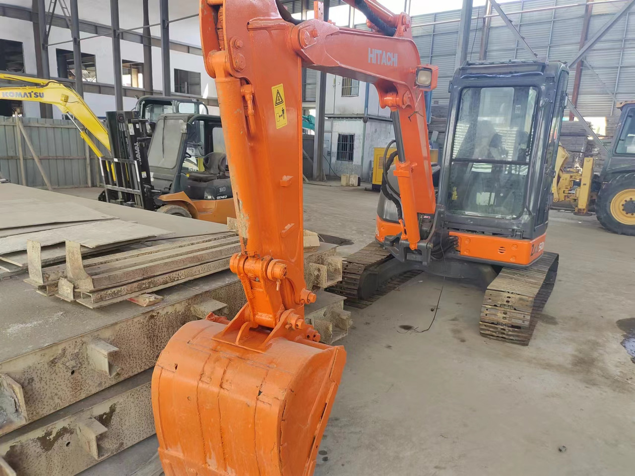 HITACHI ZX50U mini digger ZX55 ZX60 ZX70 small excavator - Мини багер: слика 2 HITACHI ZX50U mini digger ZX55 ZX60 ZX70 small excavator - Мини багер: слика 2