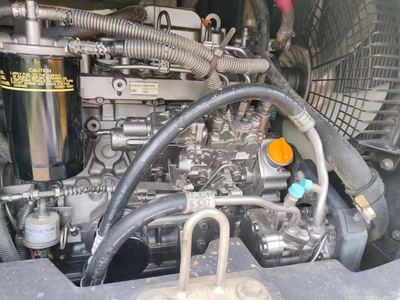 HITACHI ZX55 USR-5A - Мини багер: слика 5 HITACHI ZX55 USR-5A - Мини багер: слика 5