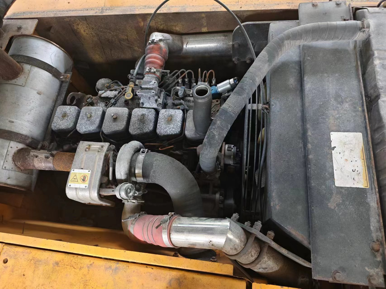 HYUNDAI 210W-7 - Багер на тркала: слика 5 HYUNDAI 210W-7 - Багер на тркала: слика 5