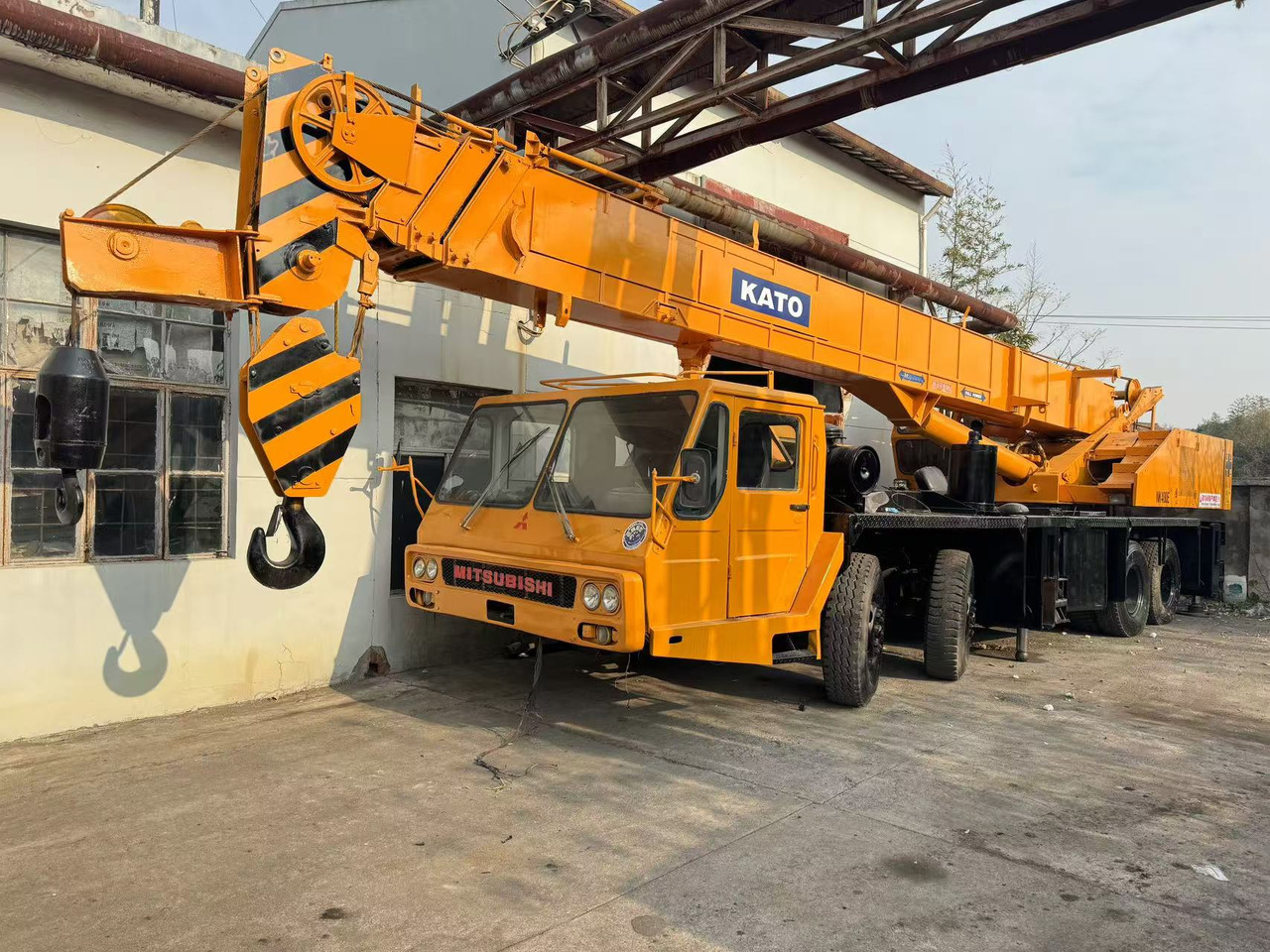 KATO NK400E - Мобилен кран: слика 1 KATO NK400E - Мобилен кран: слика 1