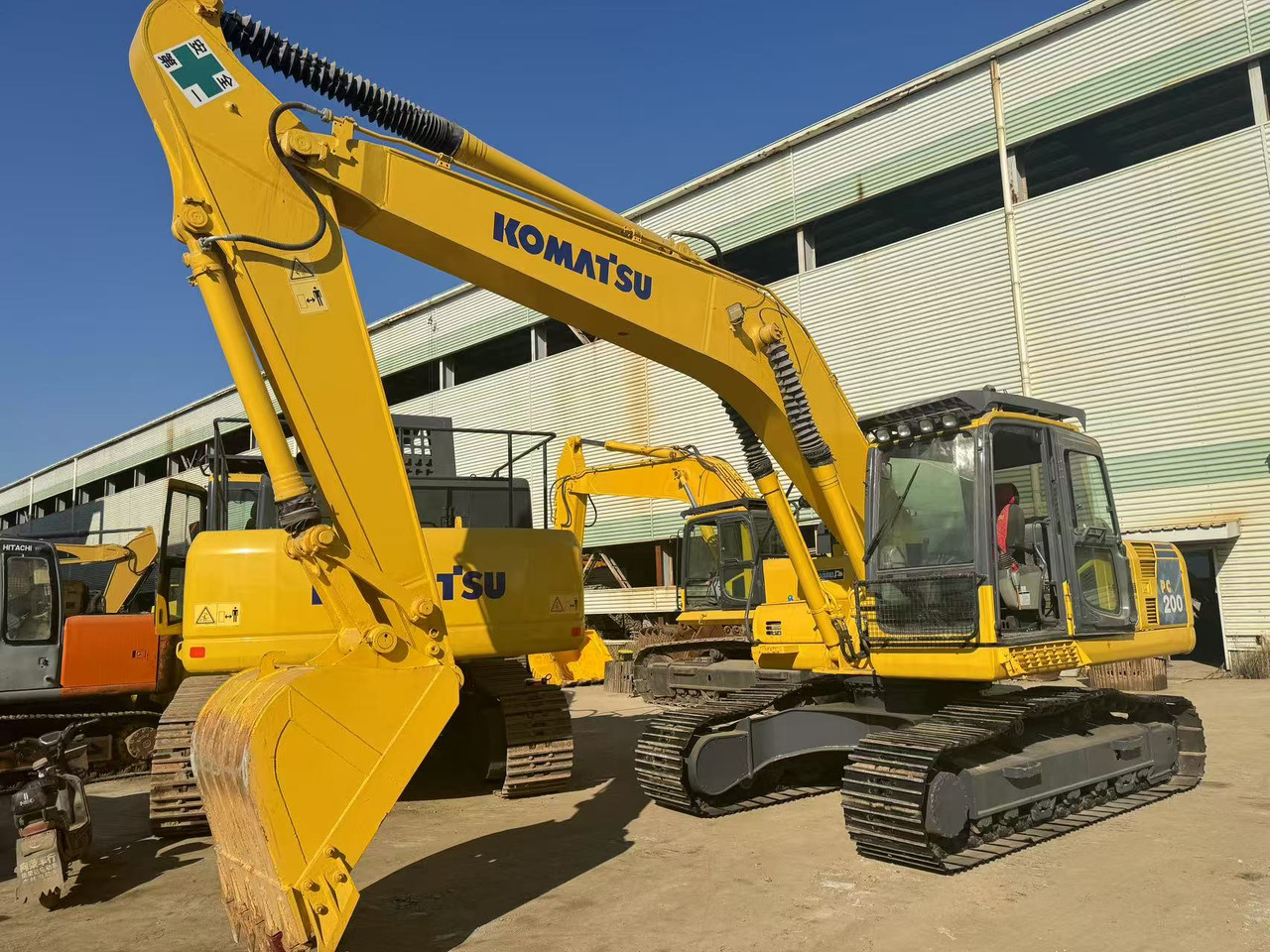 KOMATSU PC200-8 - Багер гасеничар: слика 1 KOMATSU PC200-8 - Багер гасеничар: слика 1