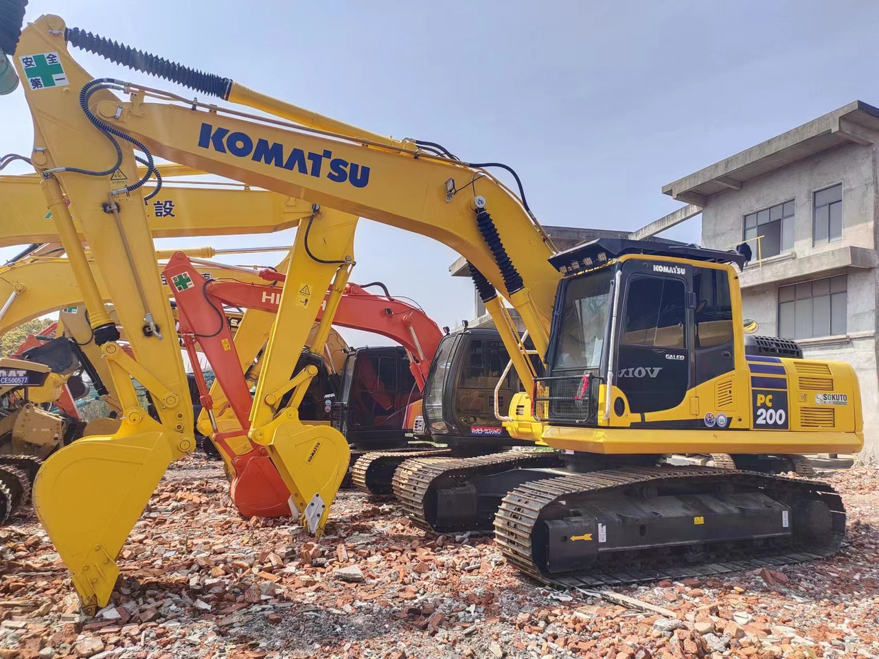 KOMATSU PC200-8N1 - Багер гасеничар: слика 2 KOMATSU PC200-8N1 - Багер гасеничар: слика 2