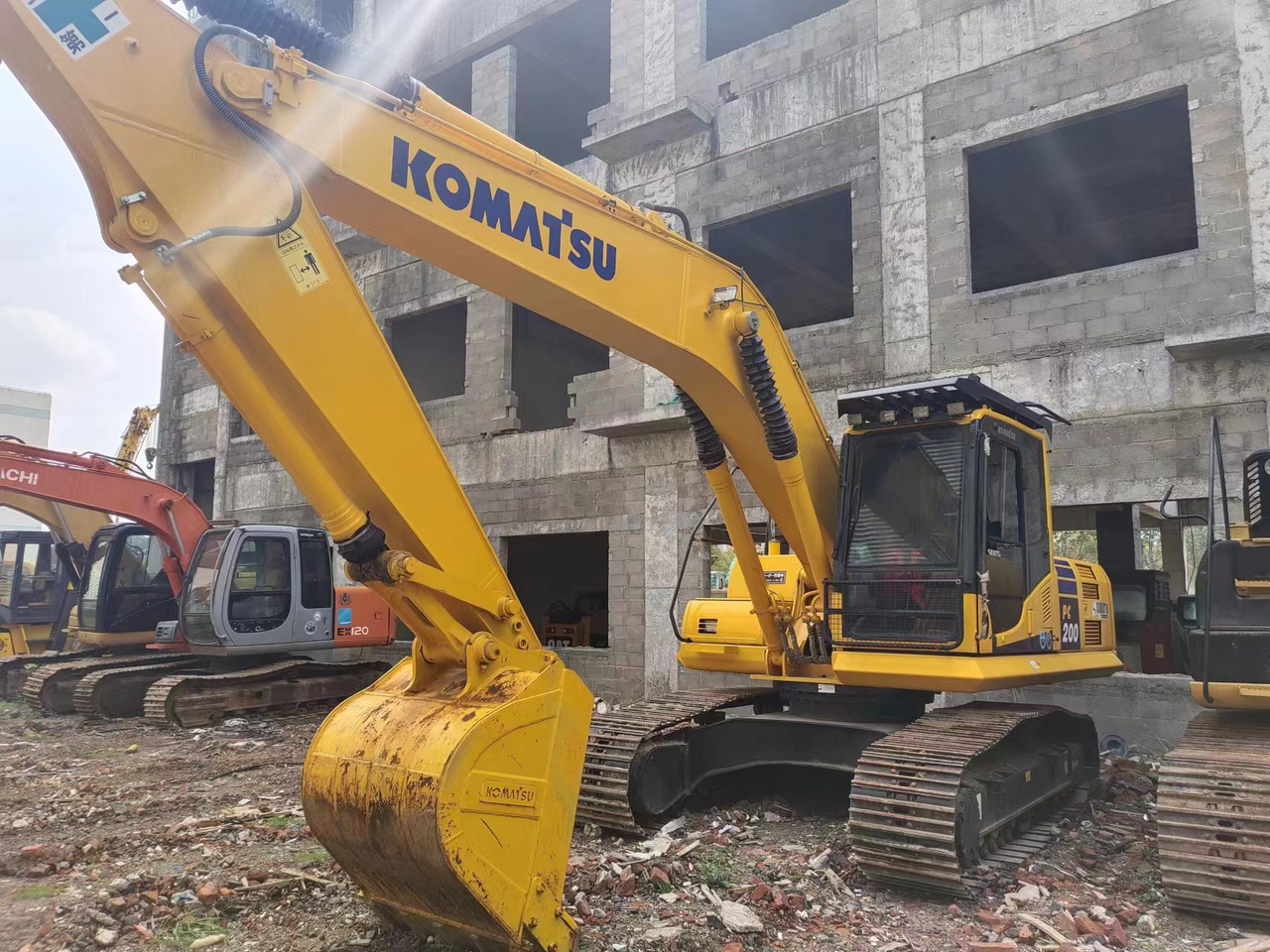 KOMATSU PC200-8N1 - Багер гасеничар: слика 5 KOMATSU PC200-8N1 - Багер гасеничар: слика 5