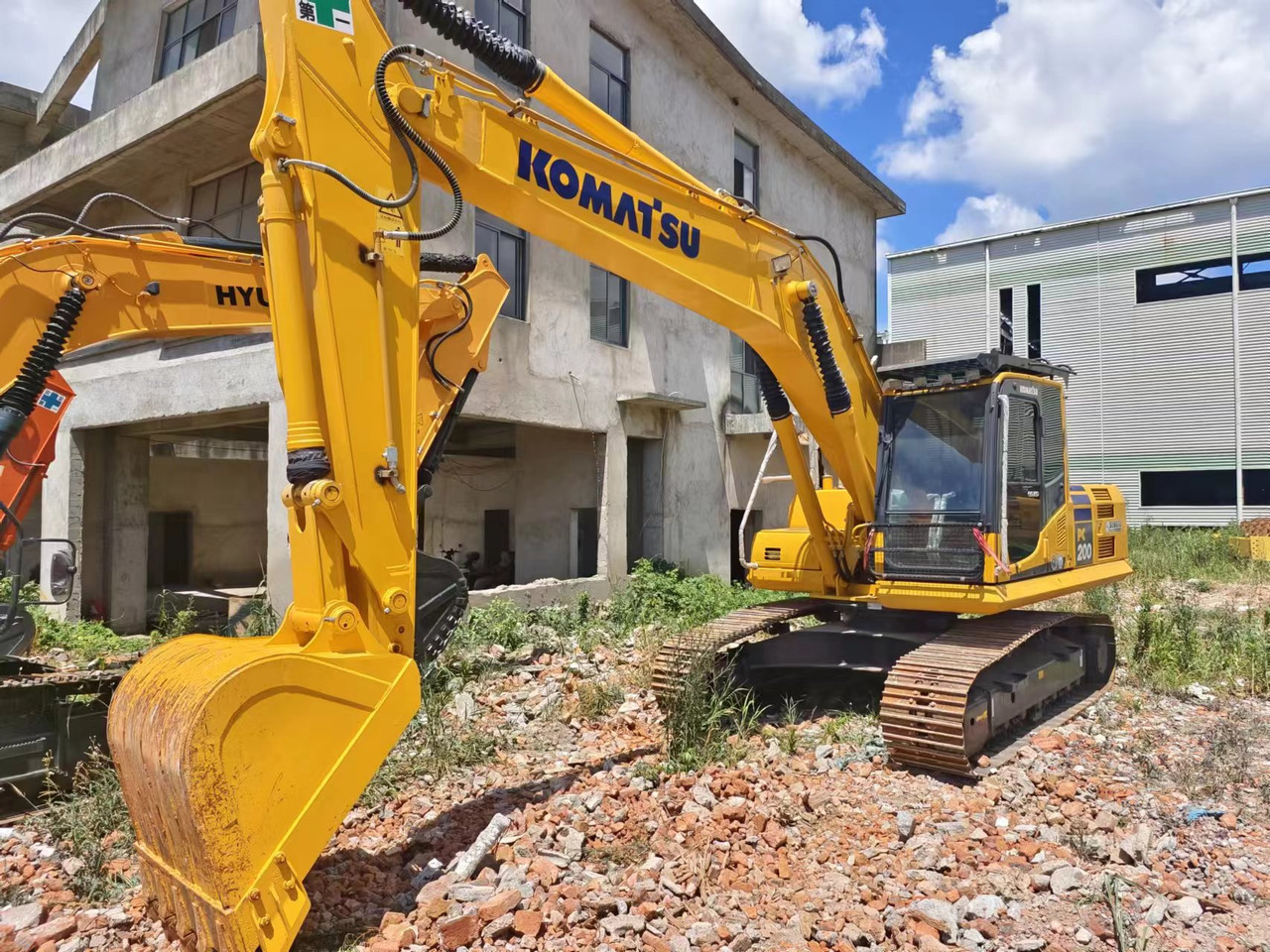 KOMATSU PC200-8N1 surplus Japan PC55 PC60-7 PC200-7 PC200-8 - Багер гасеничар: слика 2 KOMATSU PC200-8N1 surplus Japan PC55 PC60-7 PC200-7 PC200-8 - Багер гасеничар: слика 2